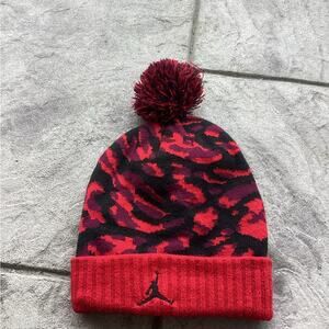 Nike Michael Jordan Air Jordan knit black red pom pom beanie hat YOUTH MJ